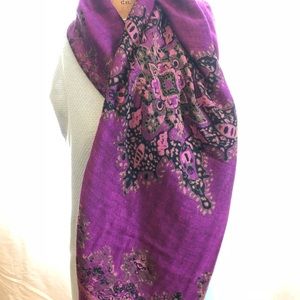 Pashmina scarf